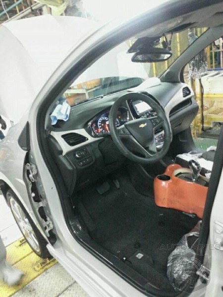 2016 Chevrolet Spark interior exposed, debuts at NY Auto Show